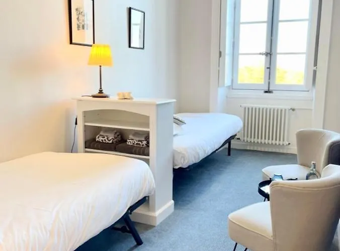 Domaine Du Plessis Grimaud Bed and breakfast